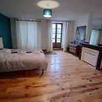 Spacieux 2 Au Coeur Du Village Apartment *